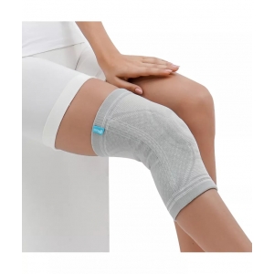 Бандаж коленного сустава Алком 3023 "Comfort"