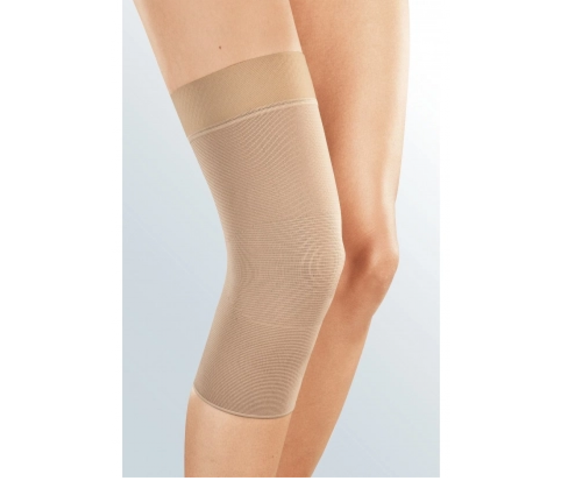 Компресійний бандаж для колінного суглоба Elastic Knee Support 602 Мedi