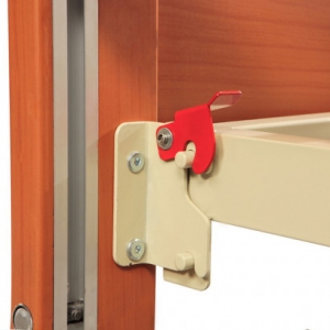 Кровать медицинская деревянная функциональная двухсекционная OSD-93 Кровать медицинская деревянная функциональная двухсекционная OSD-93